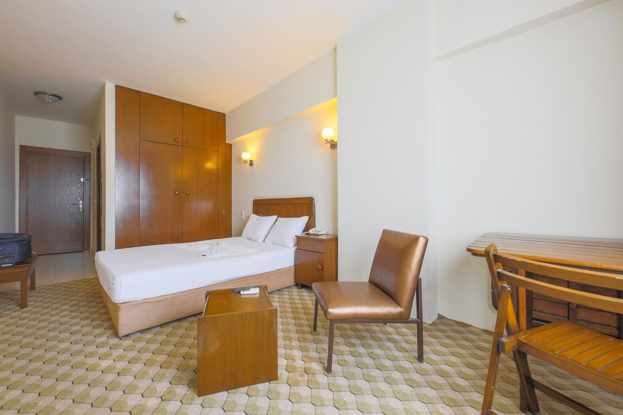 Hosta Otel Μερσίνη Εξωτερικό φωτογραφία